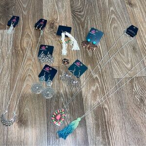 Paparazzi Women Jewelry Set - Silver and Multicolor